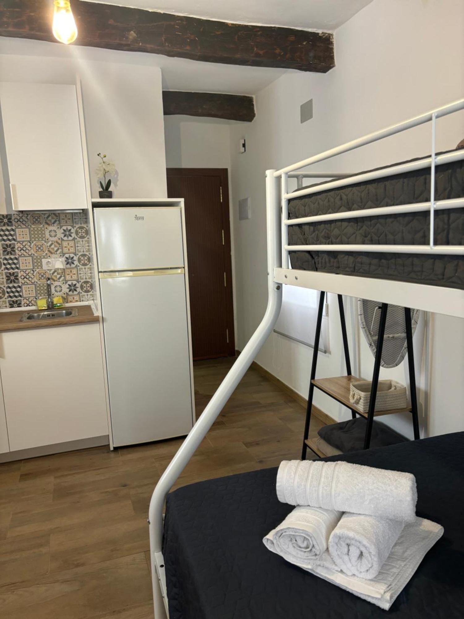 Apartamentos Mayte Толедо Екстериор снимка