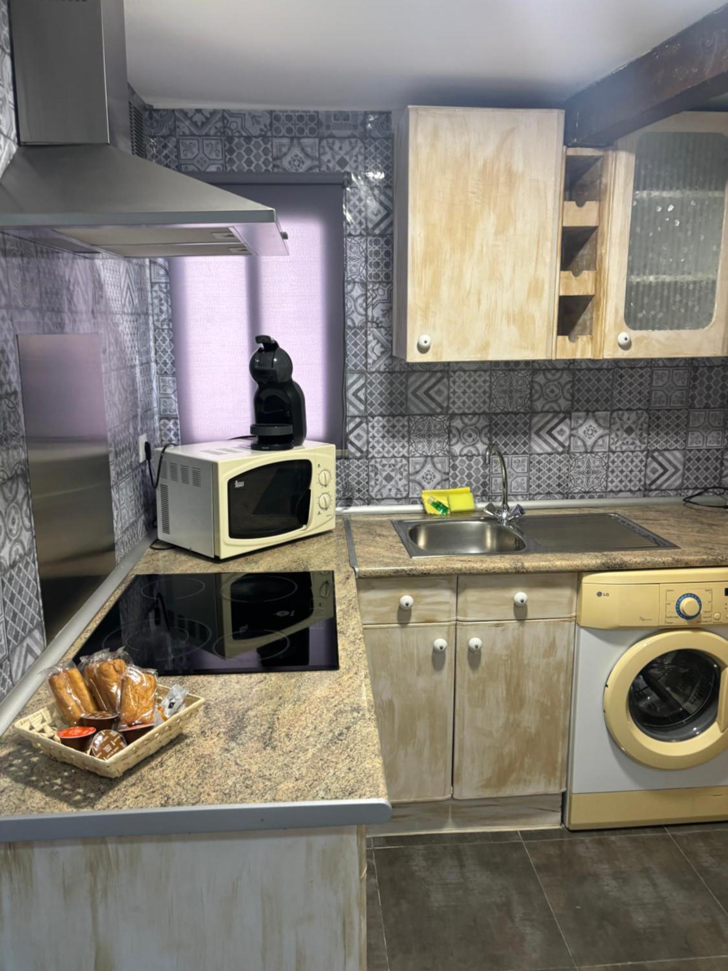 Apartamentos Mayte Толедо Екстериор снимка