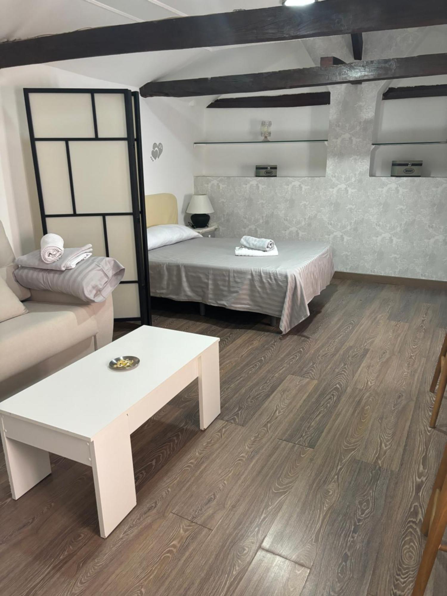 Apartamentos Mayte Толедо Екстериор снимка